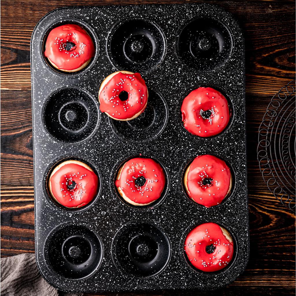 Forma do pieczenia 12 muffinów babeczek z powłoką nieprzywieralną KLAUSBERG KB-7841