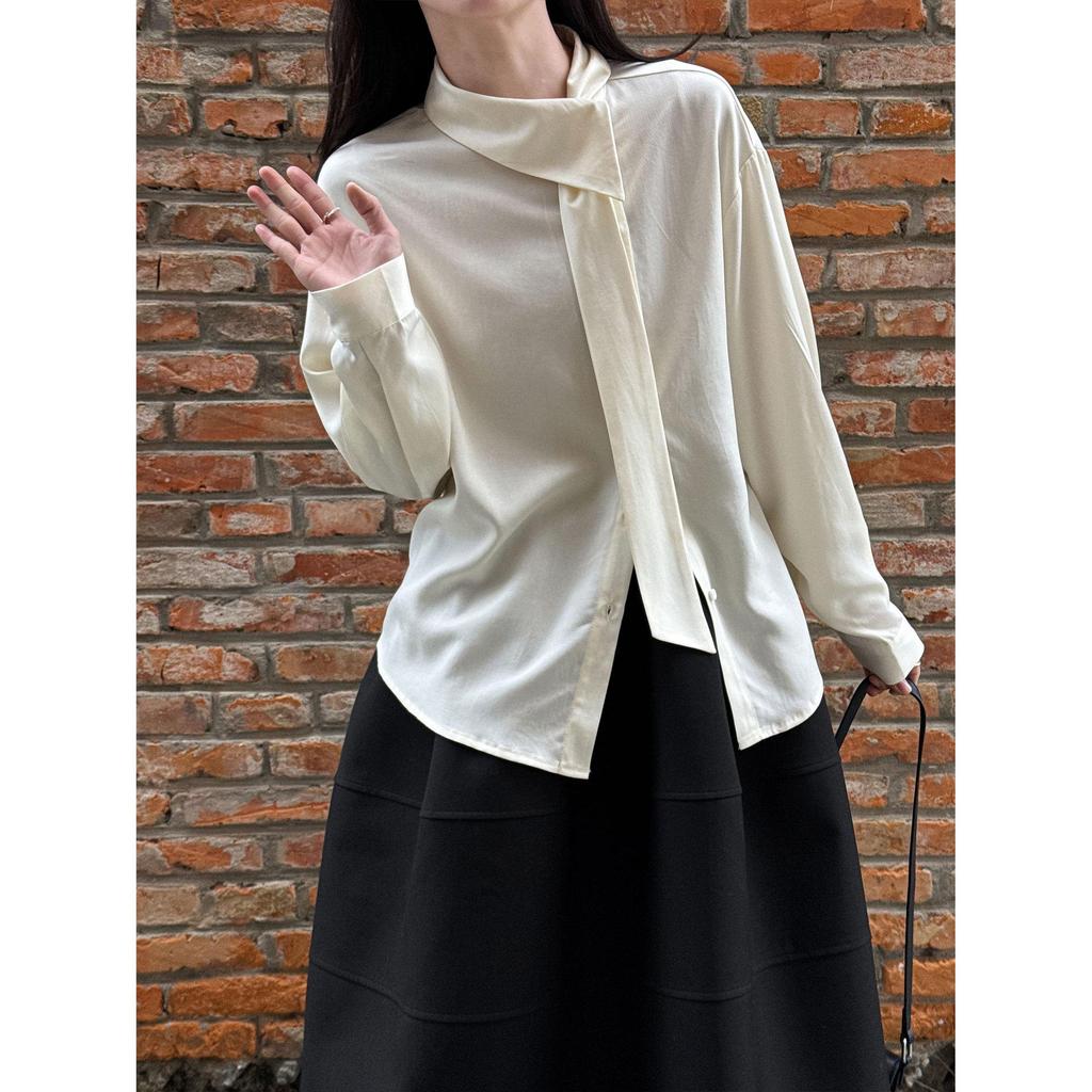 Lu Xi Seiden-Crop-Top im französischen Design: Damen-Oversize-Hemd für den frühen Frühling