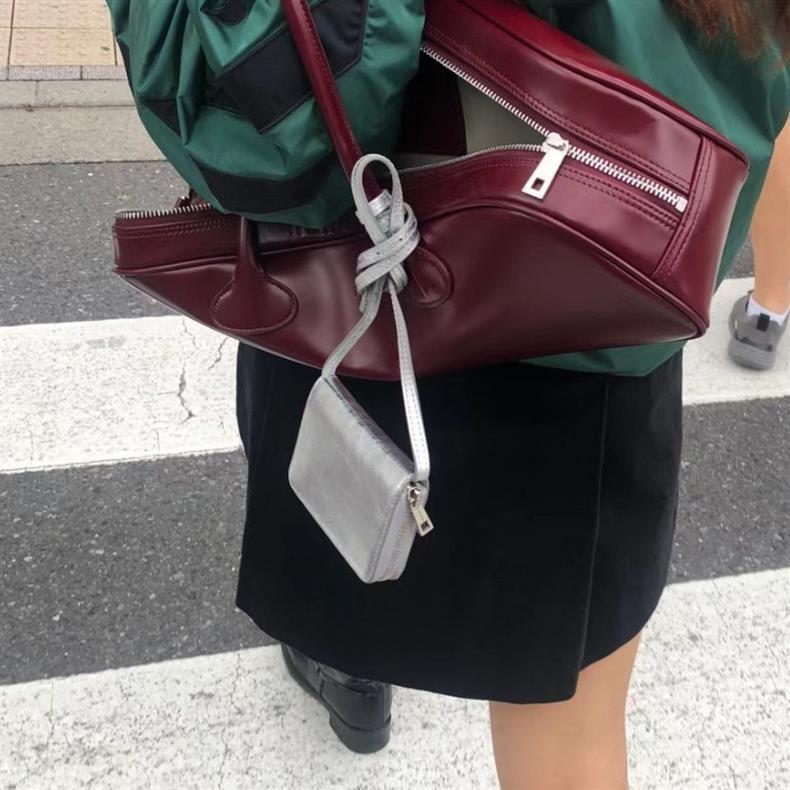 Small Hanging Bag Is Fashionable with Small Card Bag, Waist Bag, Crossbody Breast Bag.
