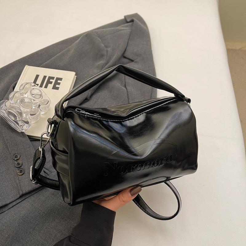 Fashion Commuter Shoulder Bag Women's Casual Messenger Bag