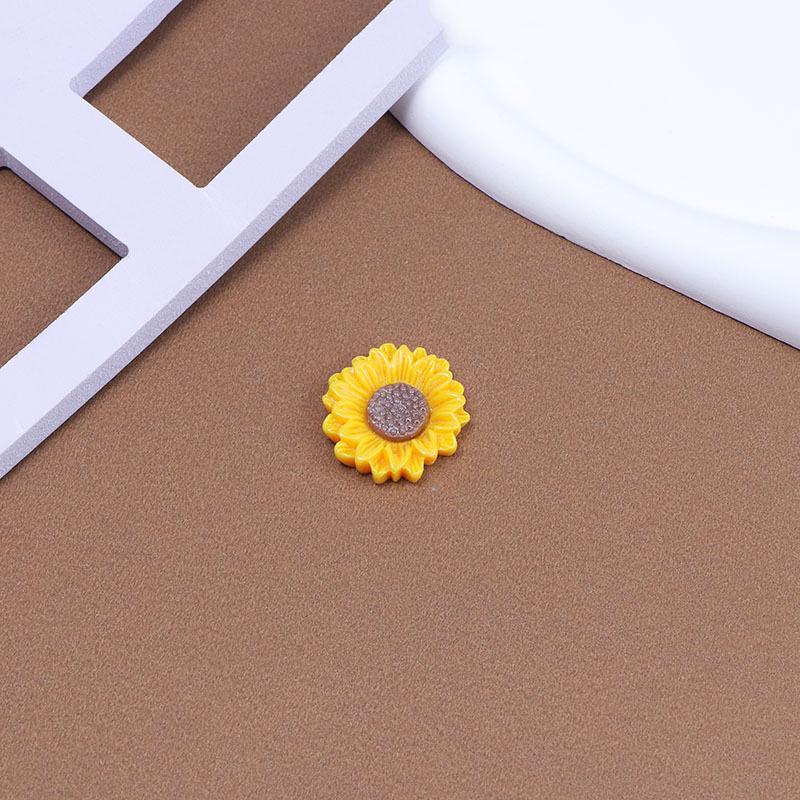 Sunflower Resin Ornaments: Cute Brooches, Hair Accessories & Cup Stickers