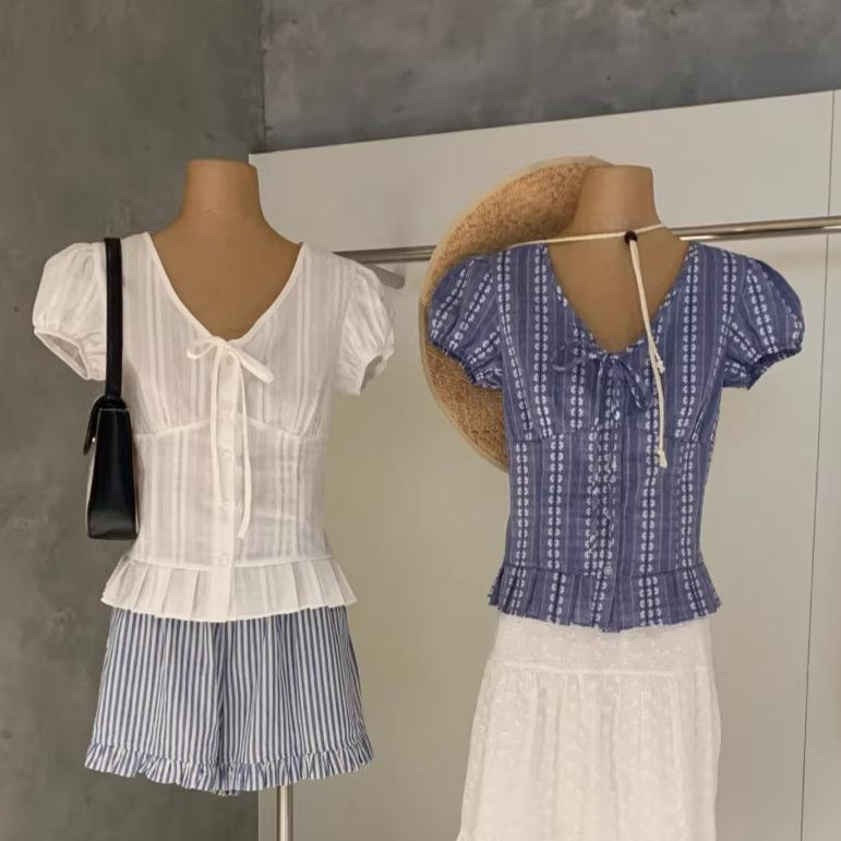 Petite V-neck Waist-cinching Short-sleeve Lace-up Women s Shirt - Spring/Summer Collection Small белый