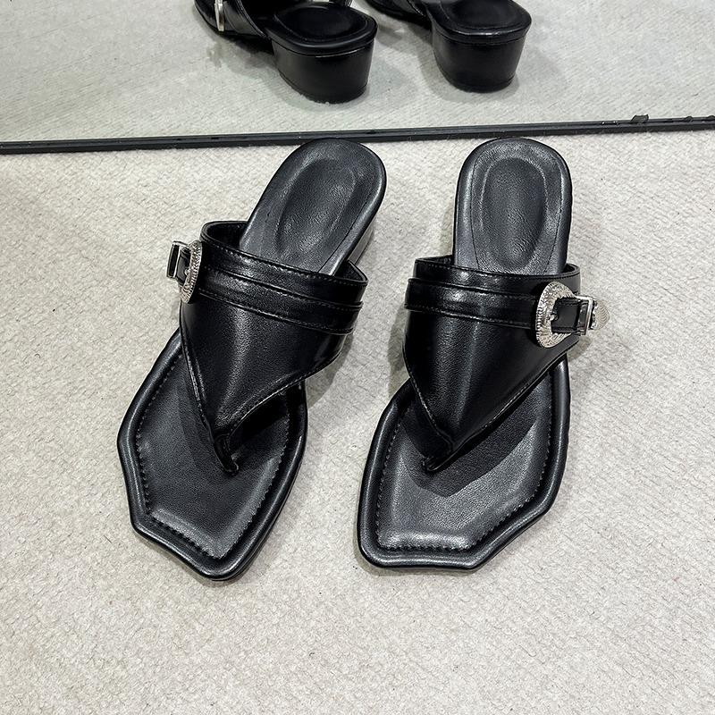 

Fashion 2025 Summer Pinch Toe Women s Slippers Fashion Outdoor Metal Decoration New Belt Buckle Beach Best Seller Flip Flops for Women 35 чёрный