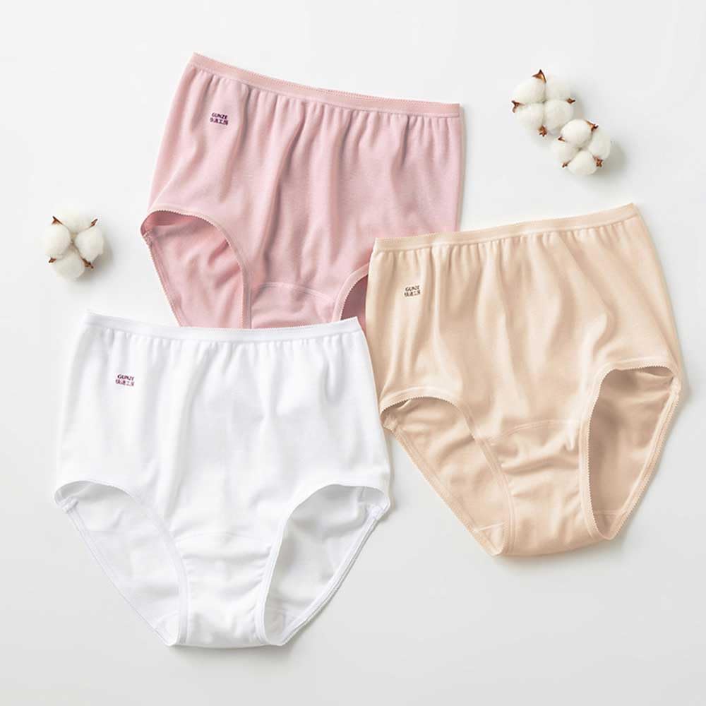 Gunze Calm Beige Kaiteki Made In Antibacterial and Size LL Women's 3-Pack Panties, Kobo, 100% Cotton, Japan, Deodorizing, KQ5070,