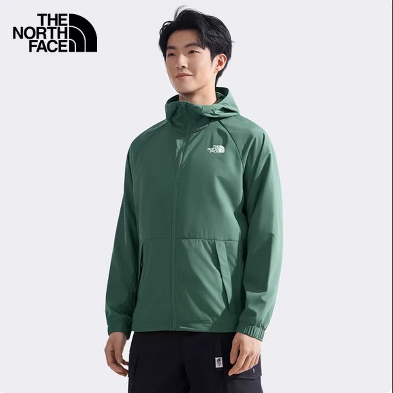 The North Face Men s UPF Lightweight Hooded Jacket M