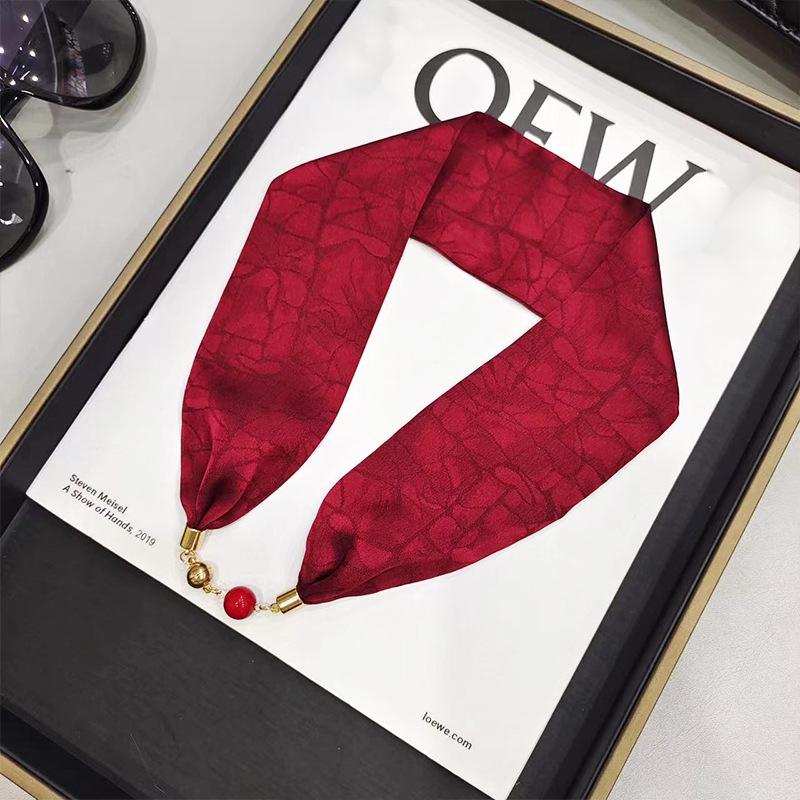 Mulheres Lenço De Seda Colar Fivela Magnética Com Strass Pequeno Lenço De Pescoço Clavícula Corrente Cocar Pingente Lenço