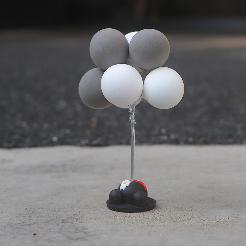 Cute Cartoon Balloon Car Ornament For Car Interior Clay Material