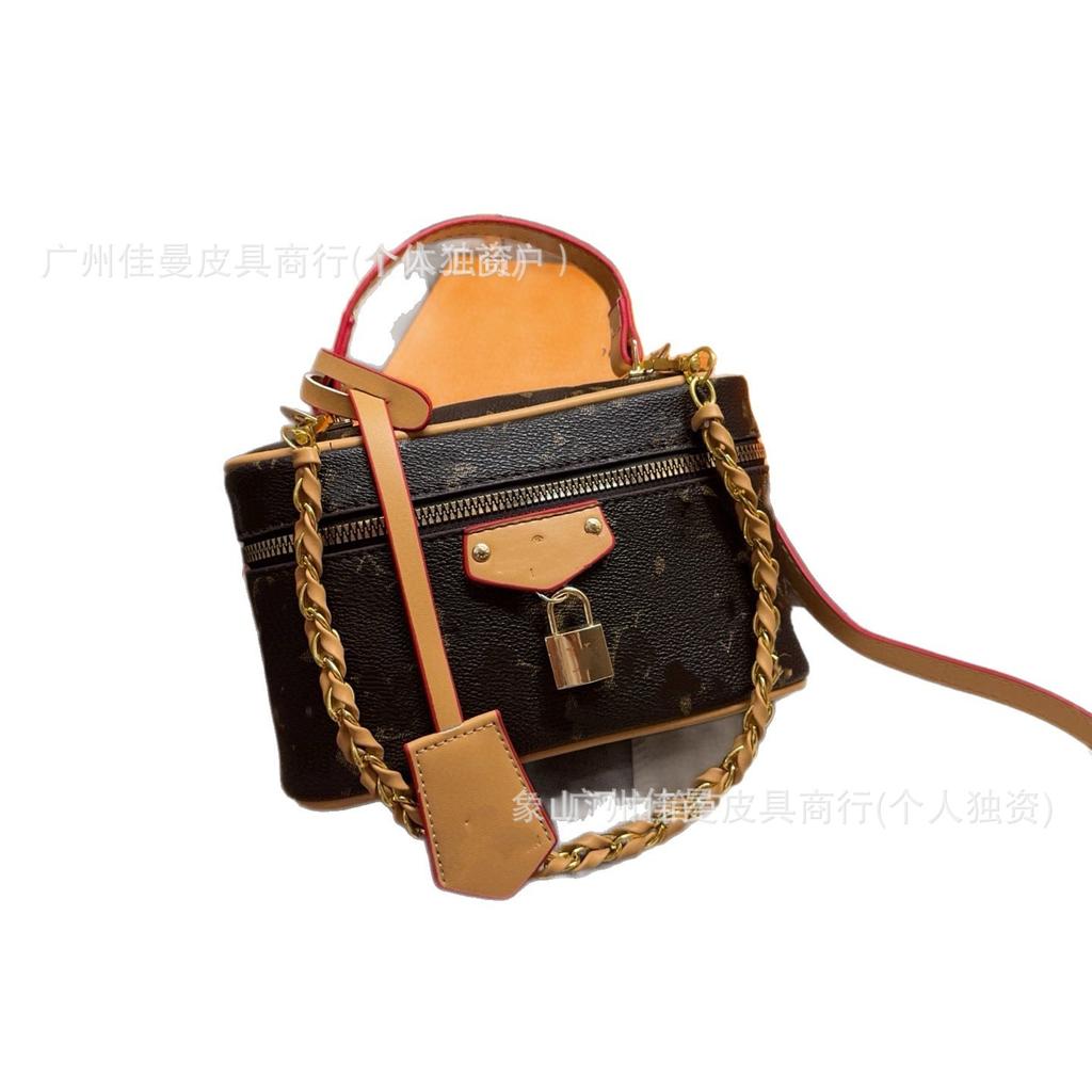 Women's bag 06 summer new cosmetic bag box bag light luxury shoulder crossbody small square bag texture handbag