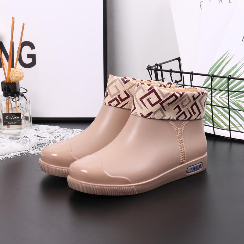 Water Shoes Rain Shoes Girls Short Tube Four Seasons Light Mouth Rain Boots Students Water Boots Waterproof Glue Shoes Fashion Versatile