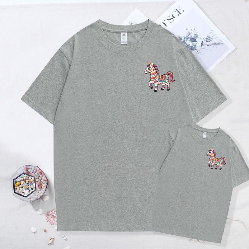 Year of the Horse Zodiac Family T-Shirt: Red Short Sleeve for Parent-Child, New Year Festive Portrait