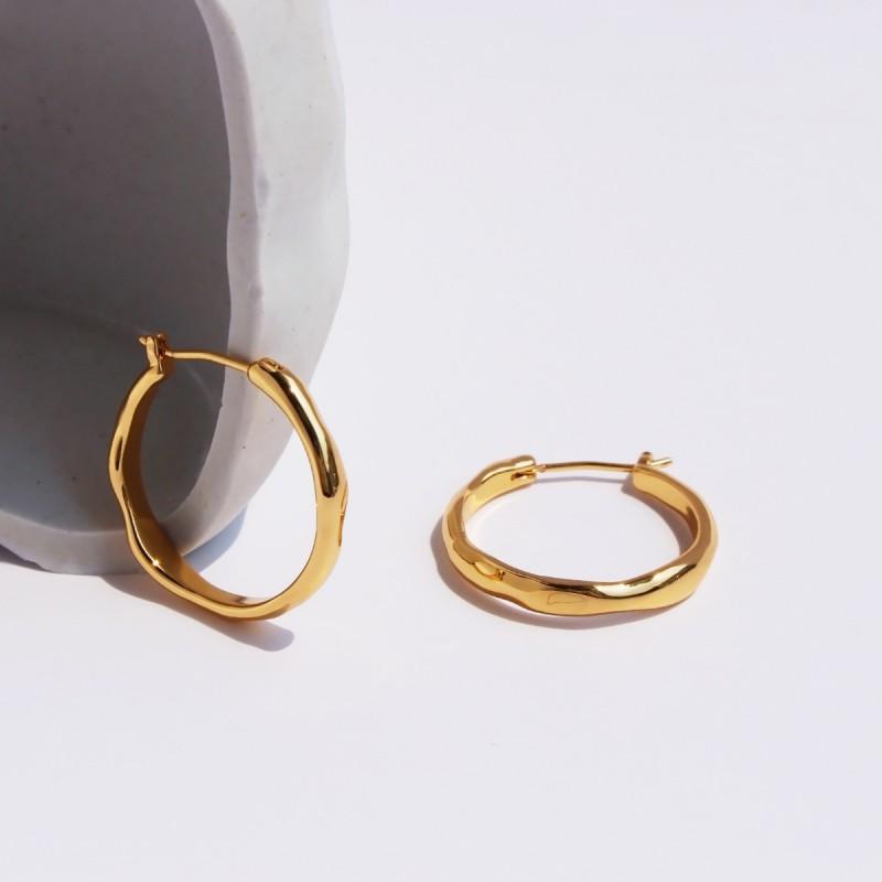 Minimalist Gold Tone Hoop Earrings Women Textured Irregular Circle Design Fashionable Geometric Statement Jewelry