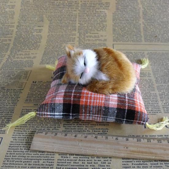 Κούκλα Γάτας Προσομοίωσης Βελούδινο Παιχνίδι Μίνι Ρεαλιστικά Κοιμισμένα Γατάκια σε Χαλάκι Φιγούρα