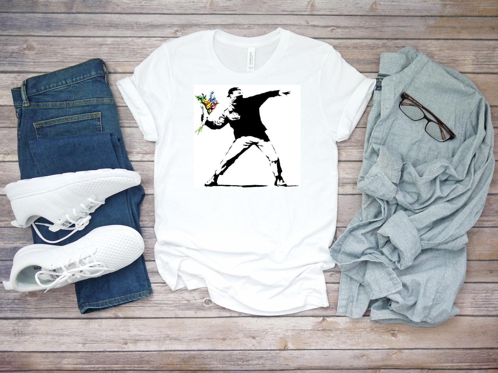 Banksy Throwing Flowers Love Graffiti Street White Men Short Sleeve T-shirt K309 S