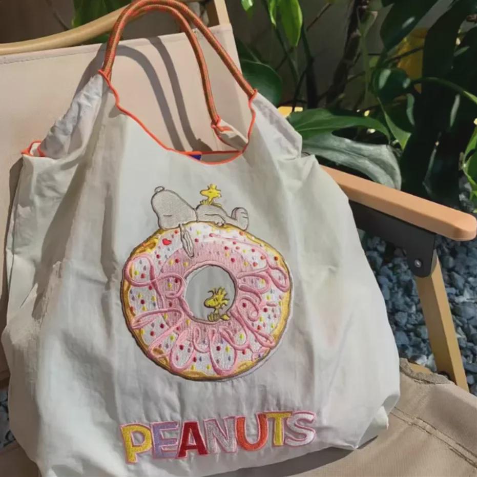 Women's Waterproof Nylon Snoopy Donut Embroidered Handbag - Crossbody & Shoulder Bag