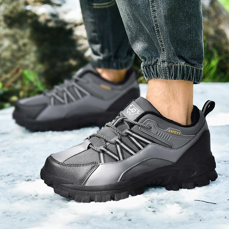 Winter new large size cotton shoes piled thickened warm outdoor shoes shock-absorbing mountaineering travel shoes