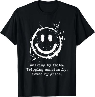 Gehen im Glauben Ständig stolpern Gerettet durch Gnade T-Shirt Unisex T-Shirt