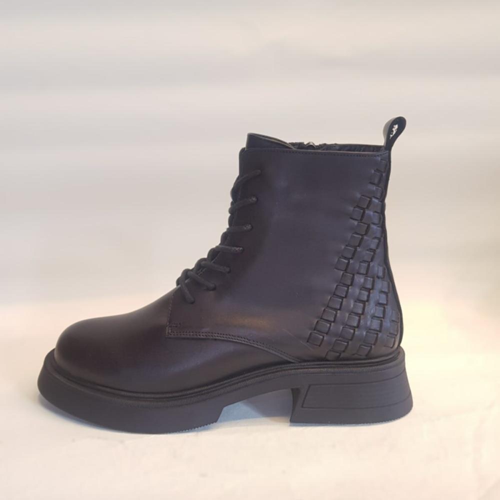 

Повседневные ботинки из натуральной кожи K4812