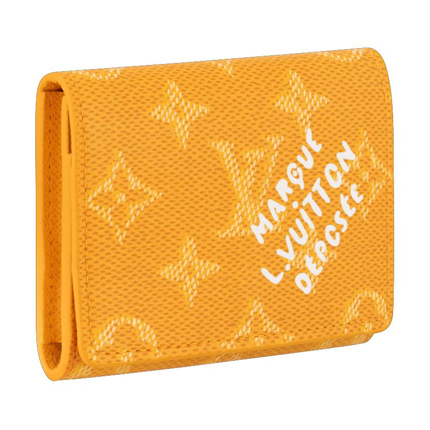 Louis Vuitton Envelope Dog Paw Print Letter Logo Snap Closure Monogram Heritage Coated Canvas Card Holder Men Card Holder Yellow M12664