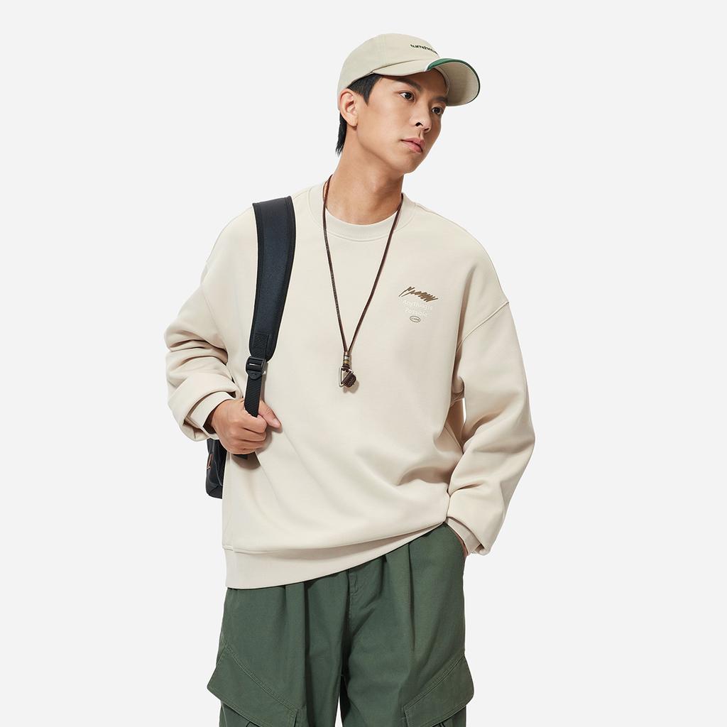 Li Ning Sports Lifestyle Series Solid Color Logo Round Neck Comfortable Breathable Fleece Warm Sweatshirt Unisex Sweatshirt Oatmeal-Gray AWDU981-10