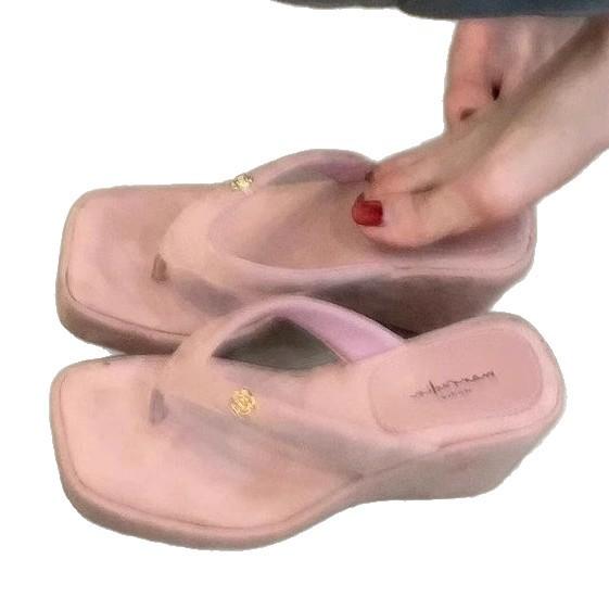 Soft leather version~ Small person increases height, thick-soled flip-flops, women wear wedge heels, cool slippers, French high-heeled sandals.