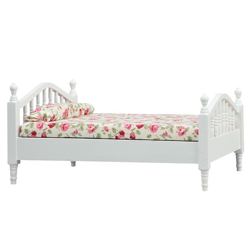 1:12 Mini Dollhouse Furniture - Small Flower Clusters Bedroom Bedding Props