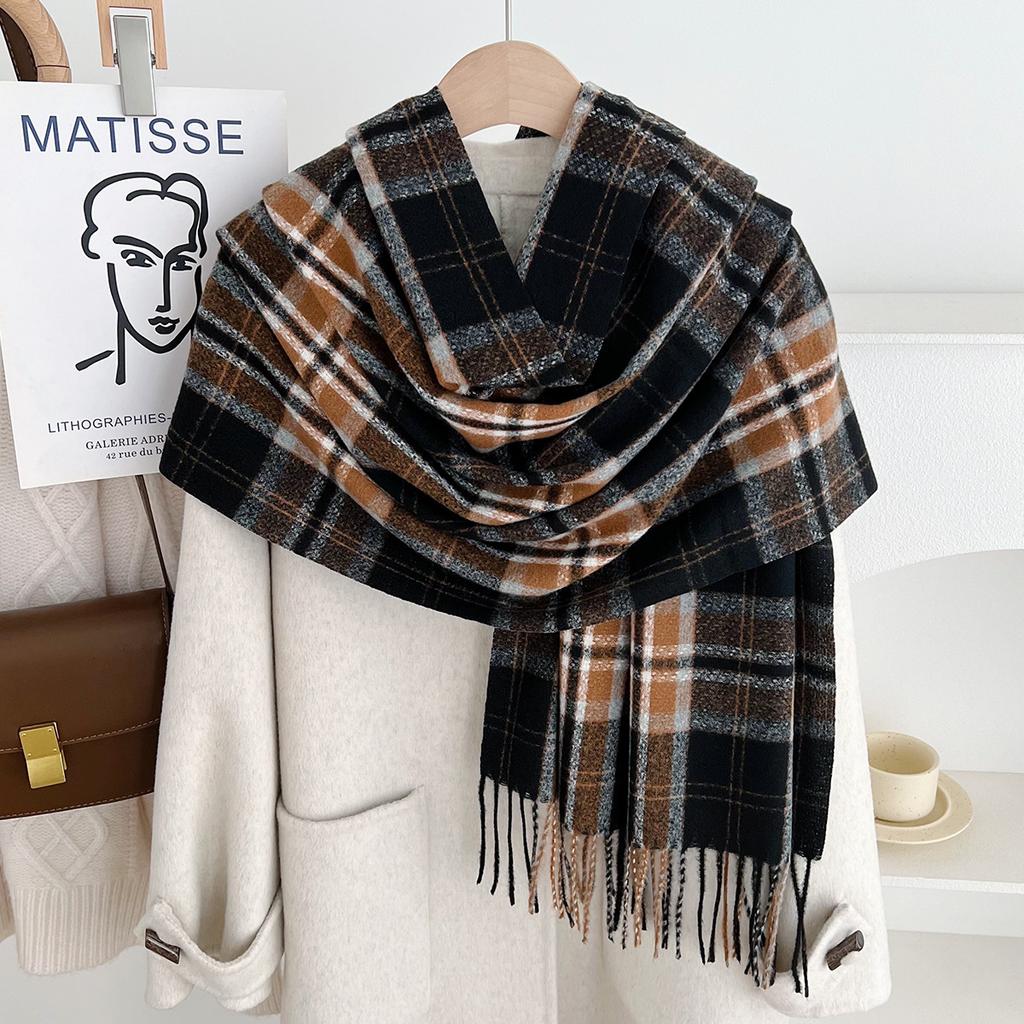 South Korea's new soft waxy plaid scarf casual versatile simple warm scarf autumn and winter atmosphere fashion shawl