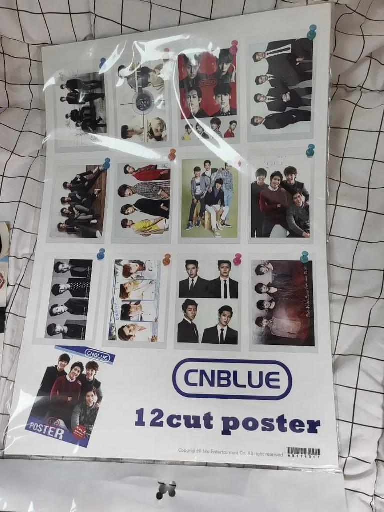 CNBLUE CENBLUE album z gadżetami plakat MD Używany