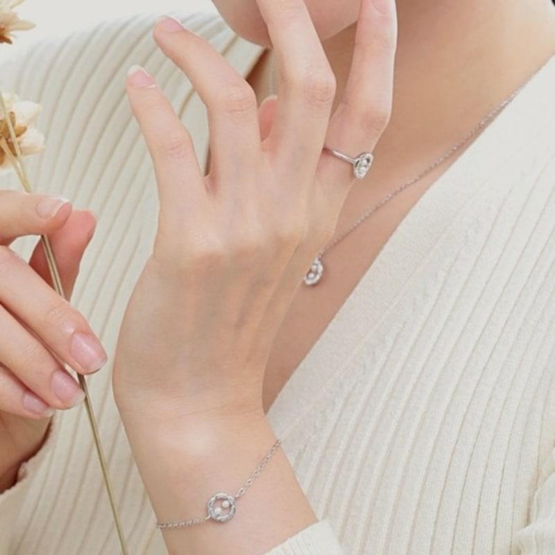 BELLOOGGI Amelie pearl bracelet