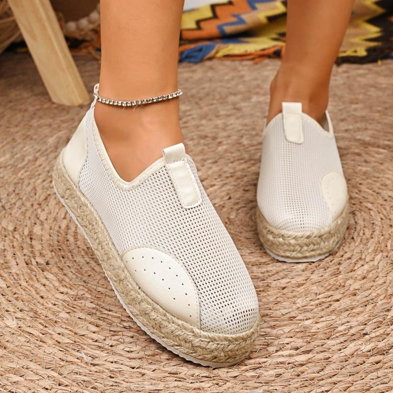New one-pedal lazy shoes straw woven large size women's single shoes