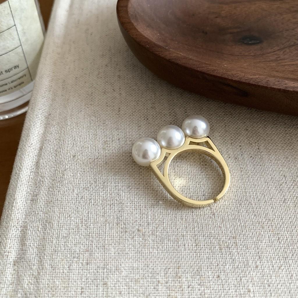 

Жемчужное Гламурное Кольцо 2024 для Женщин Легкий Элегантный Дизайн Идеально Подходит для Всех Случаев J5872