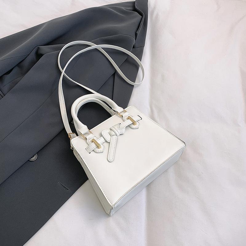 

Handbag new fashionable simple high value design sense casual versatile portable shoulder messenger bag білий