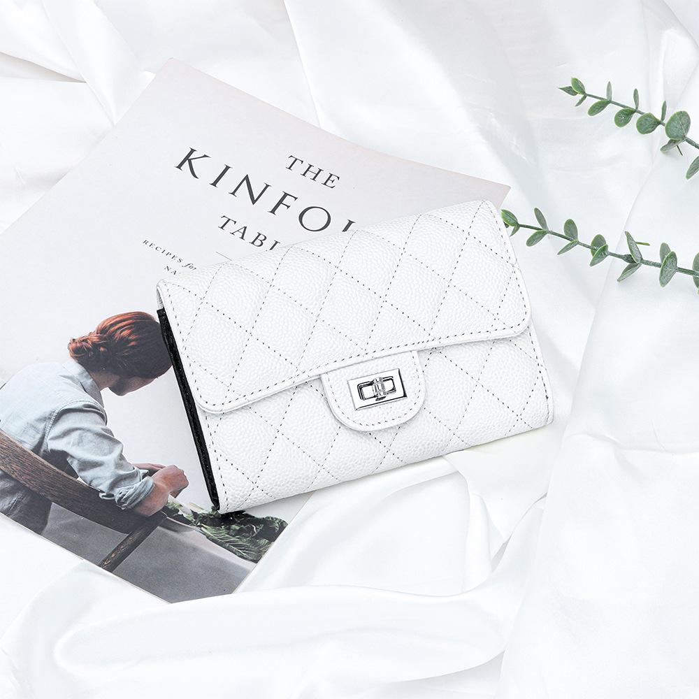 Cartera corta de cuero de lujo ligero para mujer, nueva de 2025, plegable de tres pliegues, billetera corta de piel de vaca caviar, espacio para múltiples tarjetas