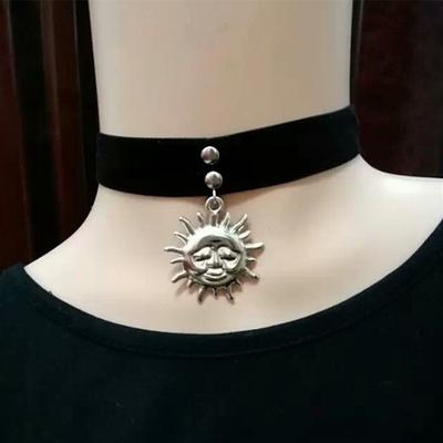 Halskæder og vedhæng – Chokers