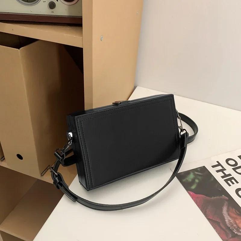 PU Solid Hasp Square Crossbody Crossbody Bags Light Luxury Versatile Shoulder Bags 2026  Youth Trendy Bags for Women