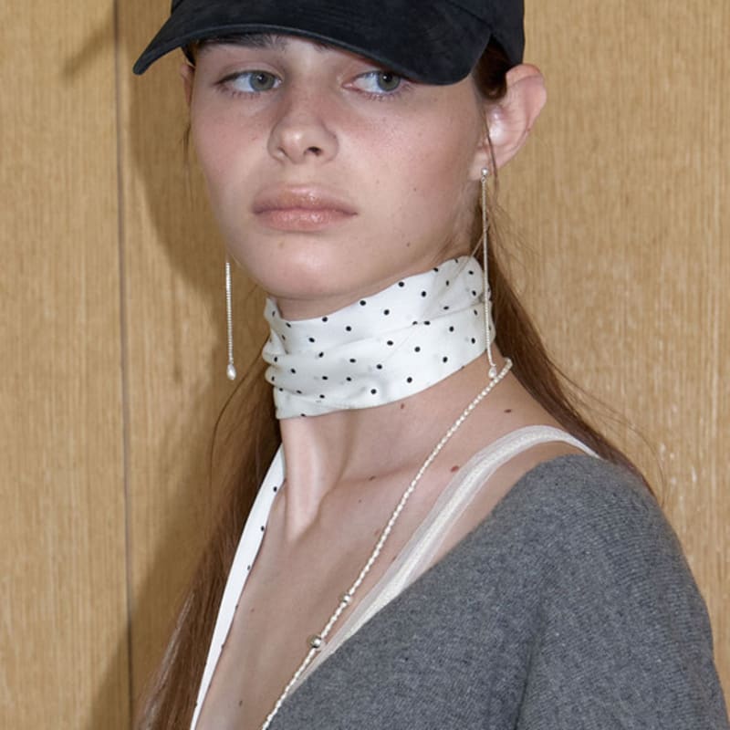 LOVE ME MONSTER Dot Satin Long Scarf_2COL (L253MSF010)