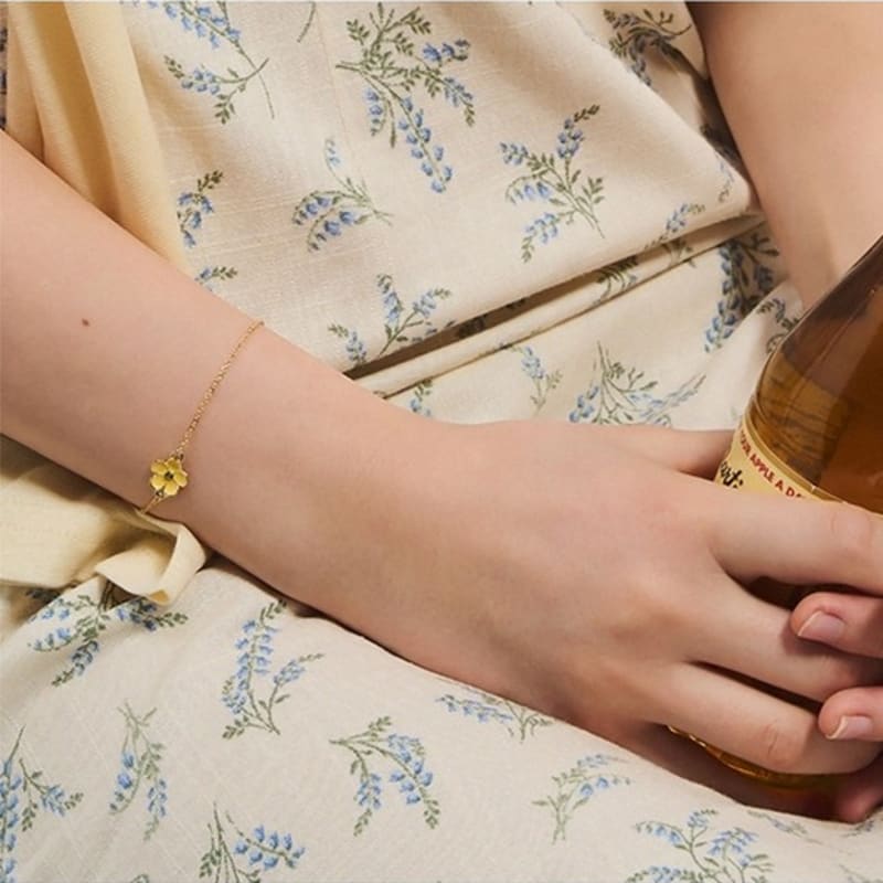 Dana Burton Lovely Heidi Mini Flower Bracelet