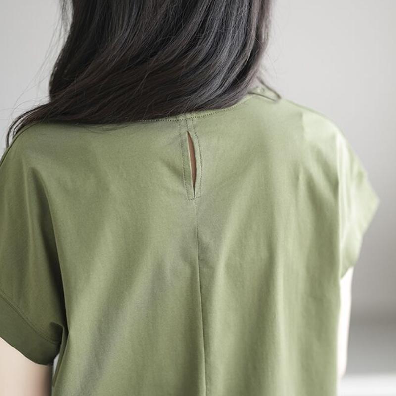 Retro Short Sleeved T-shirt Women's Loose Fitting and Slimming Temperament Hollowed Out Bottom Shirt for Spring and Summer Tops