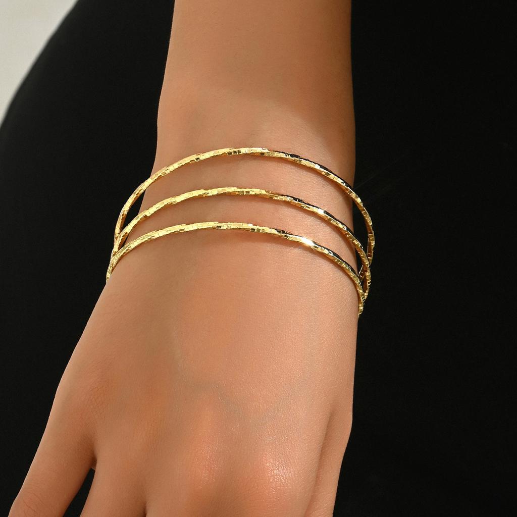 ins Xiaoxiangfeng Fashion OL Women's Multi-layer Bracelet 18K Electroplating Alloy Niche Design Bracelet Plain Ring Bracelet