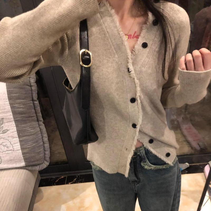 V-neck Knitted Base Cardigan Women's Spring and Autumn Sweater Jacket Slim Fit Chic Long Sleeved Top