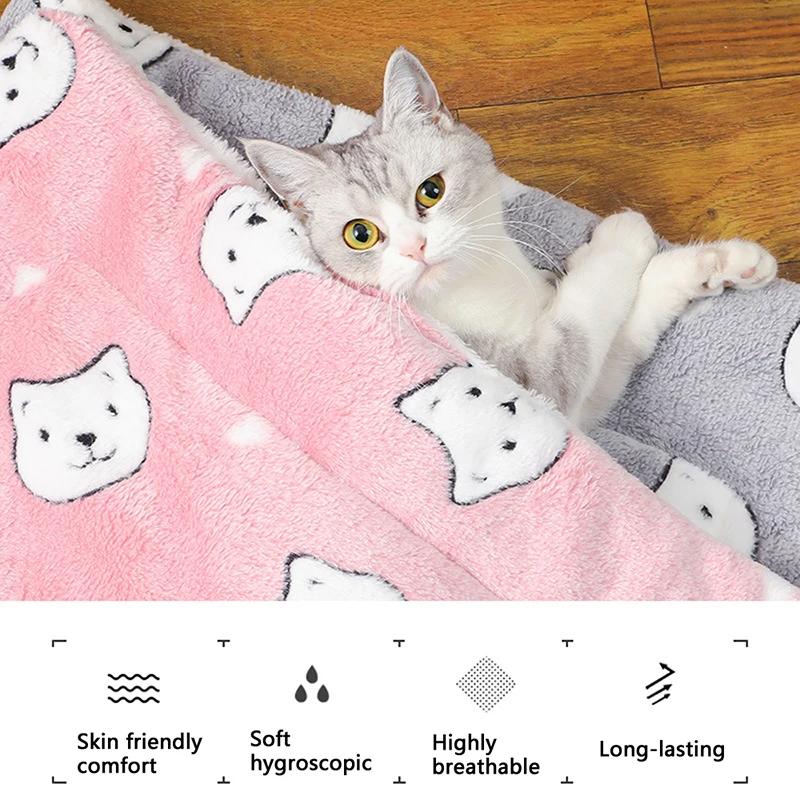 Thicken Cat/Dog Mat Breathable Flannel Cat Sleeping Mat Soft Dog Cushion for Small Dog/Cat Winter Warm Cat Blanket