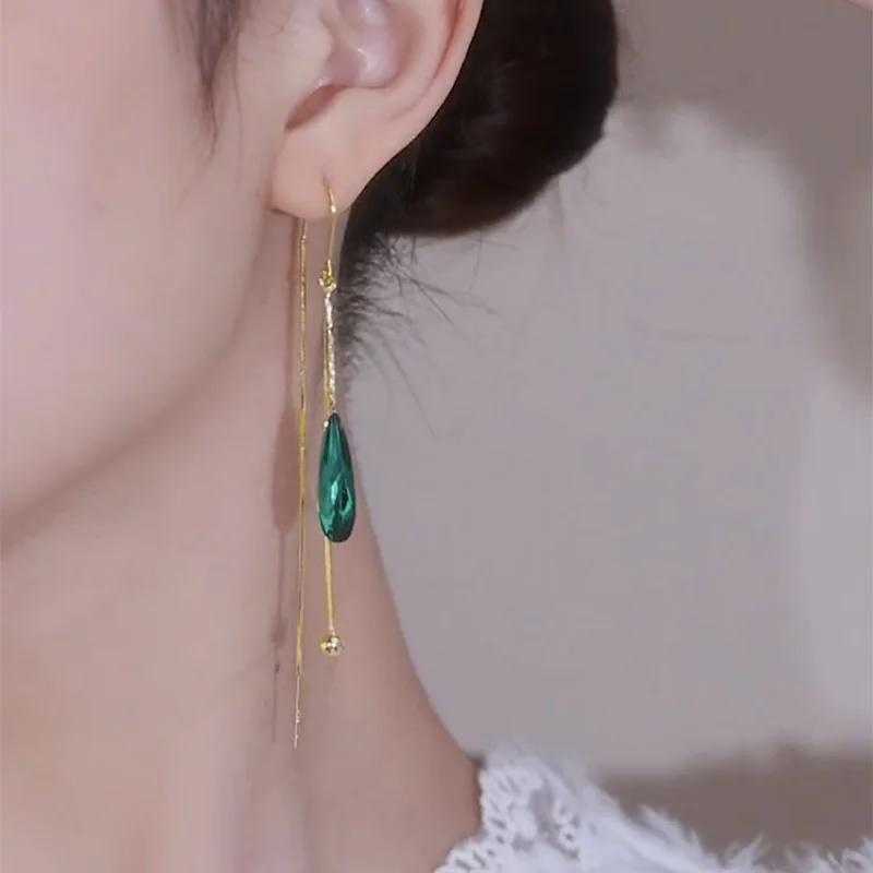 Korea Luxury Long Green Drop Crystal Earstring Fashion Temperament Simple Tassel Earrings Vintage Women Pendant Earring Party