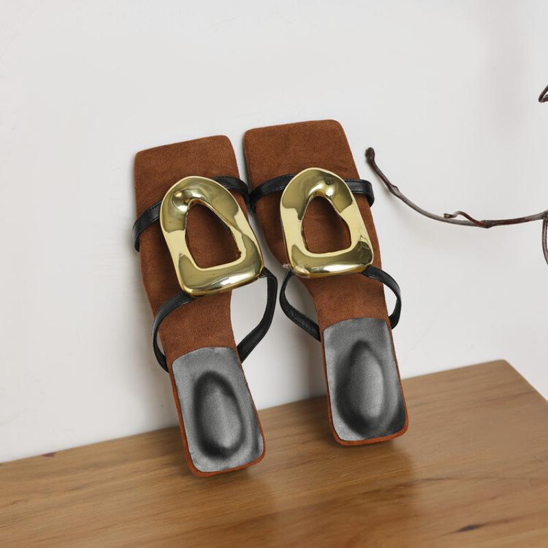 

Summer European and American fashion I-shaped slippers square head size cool slippers rubber soft sole new women s high heel drag 43 чёрный