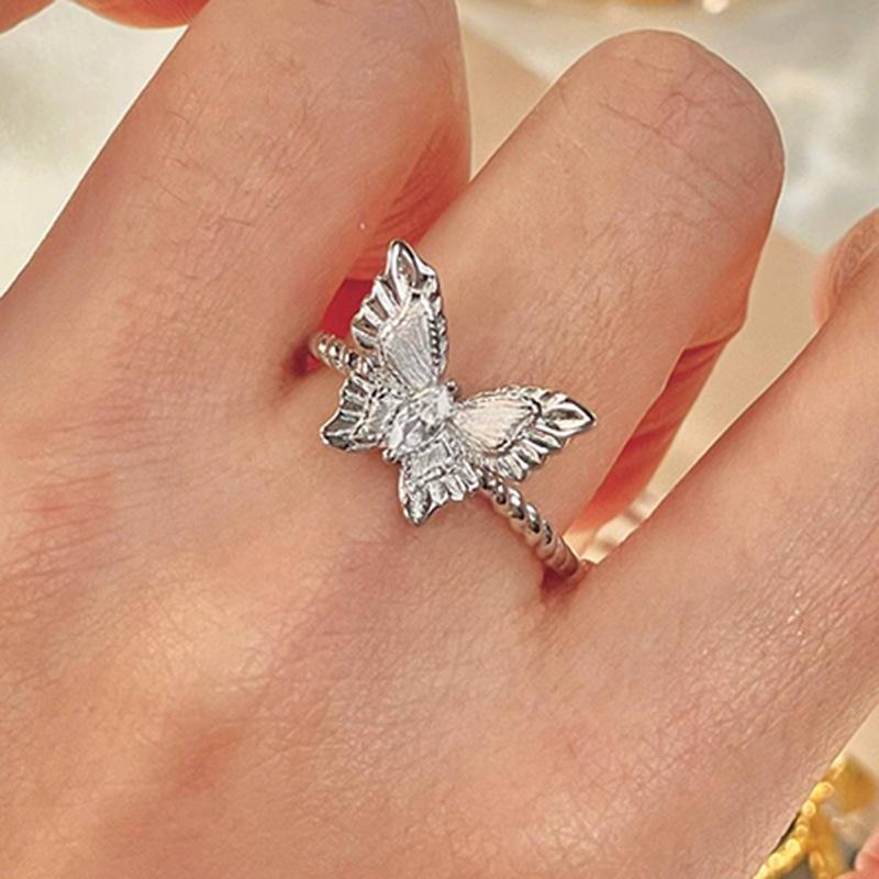Bagues papillon exquises pour femmes Nouveauté en argent 925 Style palais vintage Bague féminine bijouterie de luxe légère pour fête mariage