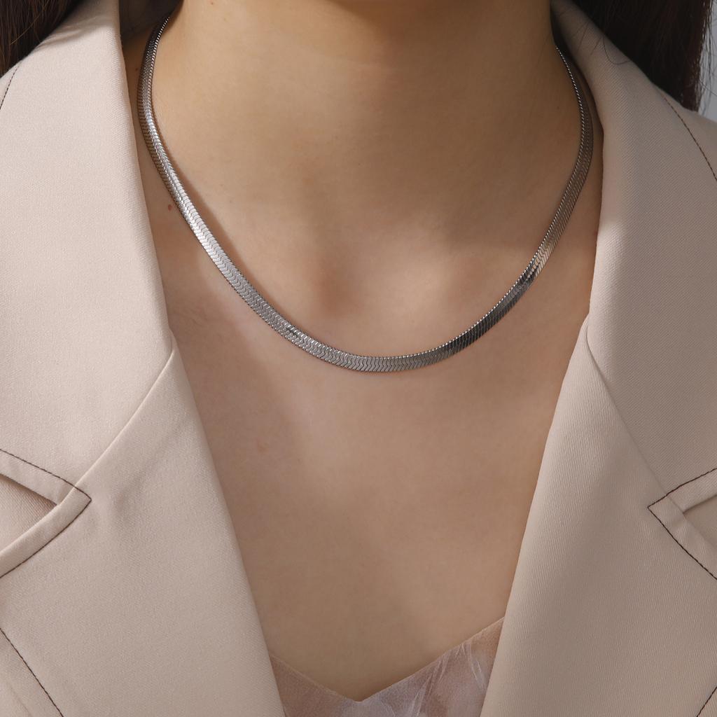 Skyrim Edelstahl Schlangenkette Halskette für Damen Herren Goldfarbe Fischgräten Choker Halsketten 2025 Trend Zirkonia Geschenk Heiß