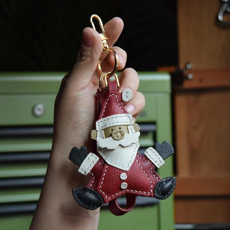 

Сделанный вручную брелок-подвеска в виде сумки Санта-Клауса из натуральной кожи, брелок для ключей, рождественские подарки, милый брелок