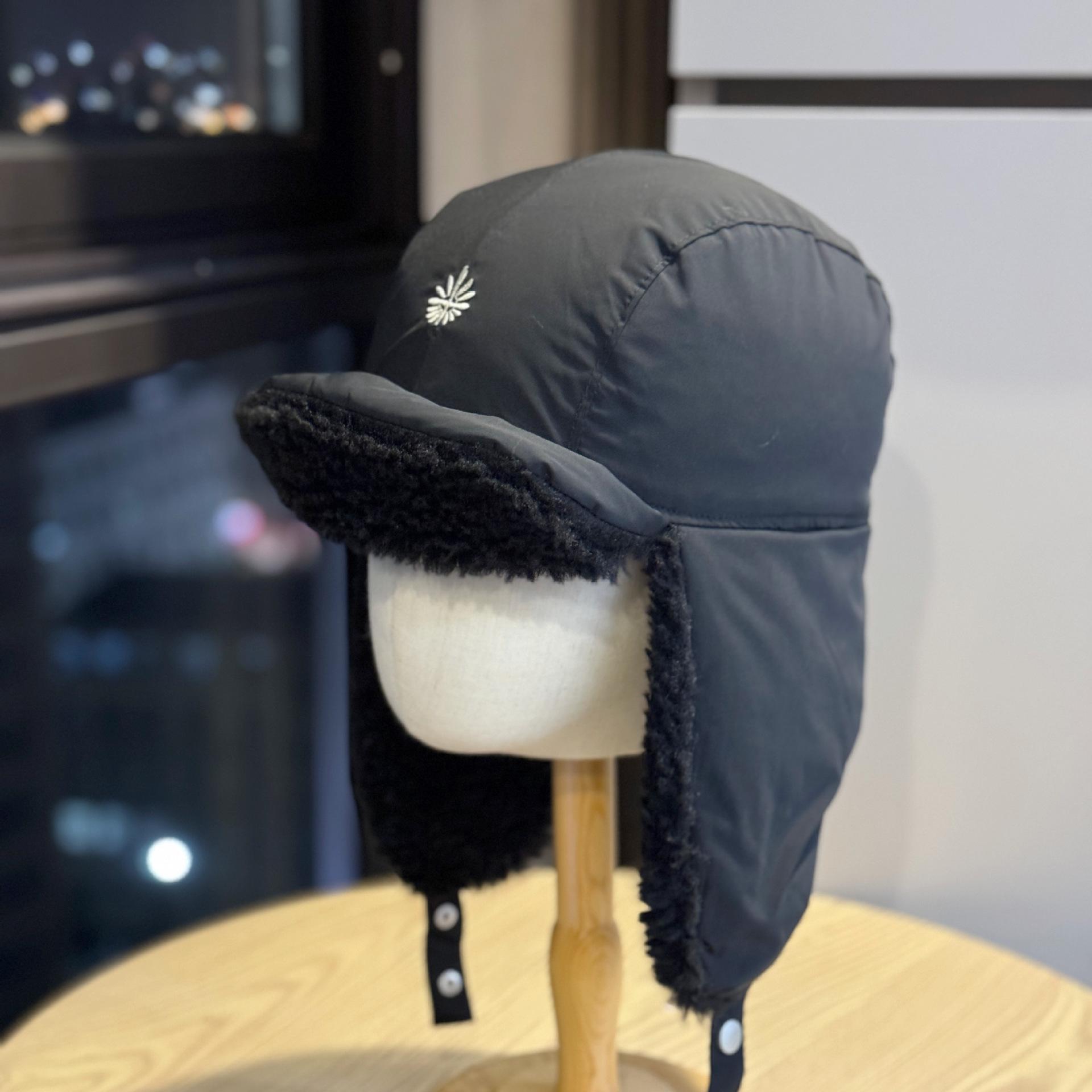 

New style Lei Feng hat for women, winter thickened and fleece-lined lamb wool ear-protecting hat, men s windproof and cold-proof cotton hat for Adult54-60Average Size чёрный