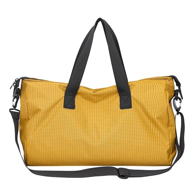 Simple plaid fitness bag New trendy, lightweight and fashionable shoulder commuter travel bag Korean version portable boarding duffel bag