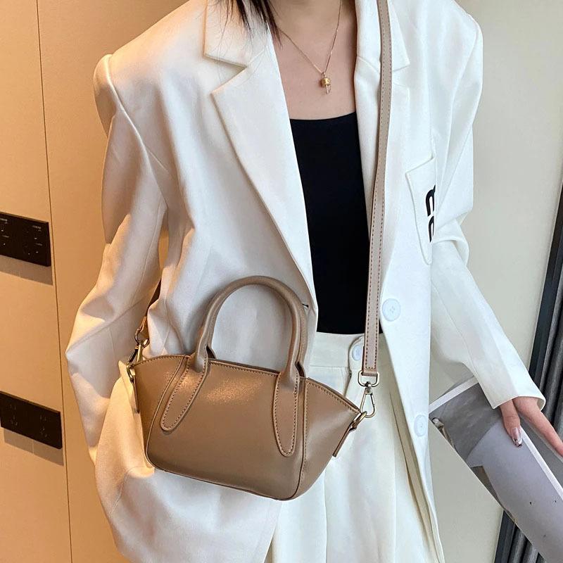 2025 Autumn New Genuine Leather Crossbody Handbag, Simple and Versatile Top Layer Cowhide Women's Shoulder Bag, Fashionable Shell Bag