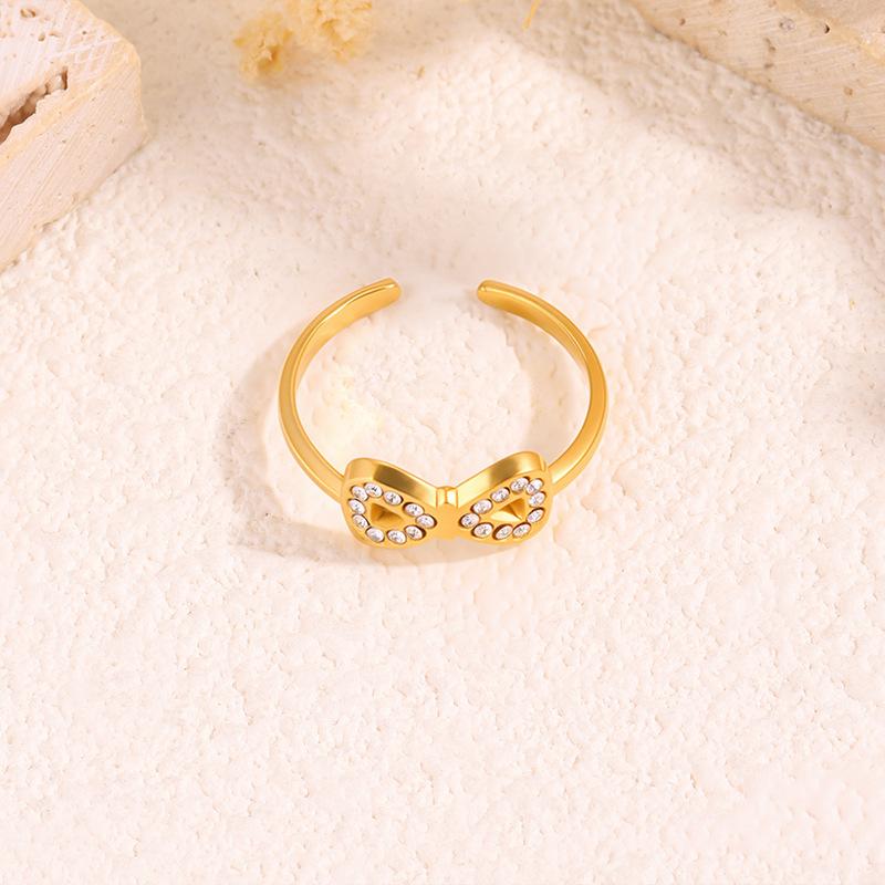 Titanium Steel Ring - Stylish, Luxurious, Niche Style, Double-looped Bow with Diamonds - A Beautiful Ring for Best Friends.