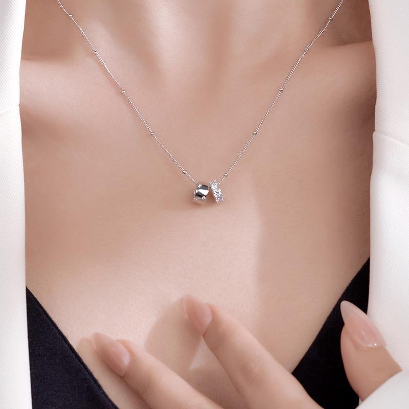 Banyan Tree S925 Silver Double Circle Diamond Necklace - Women's Luxury Clavicle Chain.